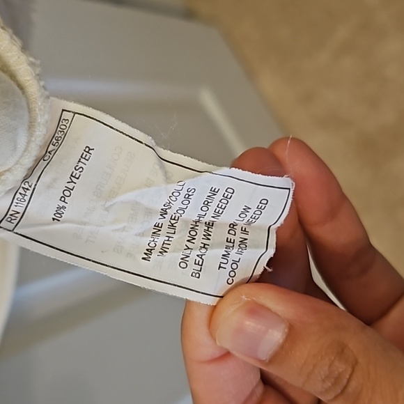 Fuzzy Jacket with Operational Zippers - Picture 8 of 9